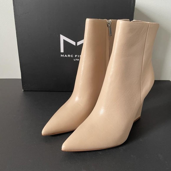 Nib Marc Fisher Dayna Taupe Leather Pointed Toe Wedge Boots - Picture 9 of 12